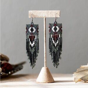 Chic Beaded Fringe Earrings in Black and Red